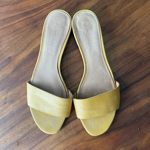LAST CHANCE Madewell Caren mustard leather slides